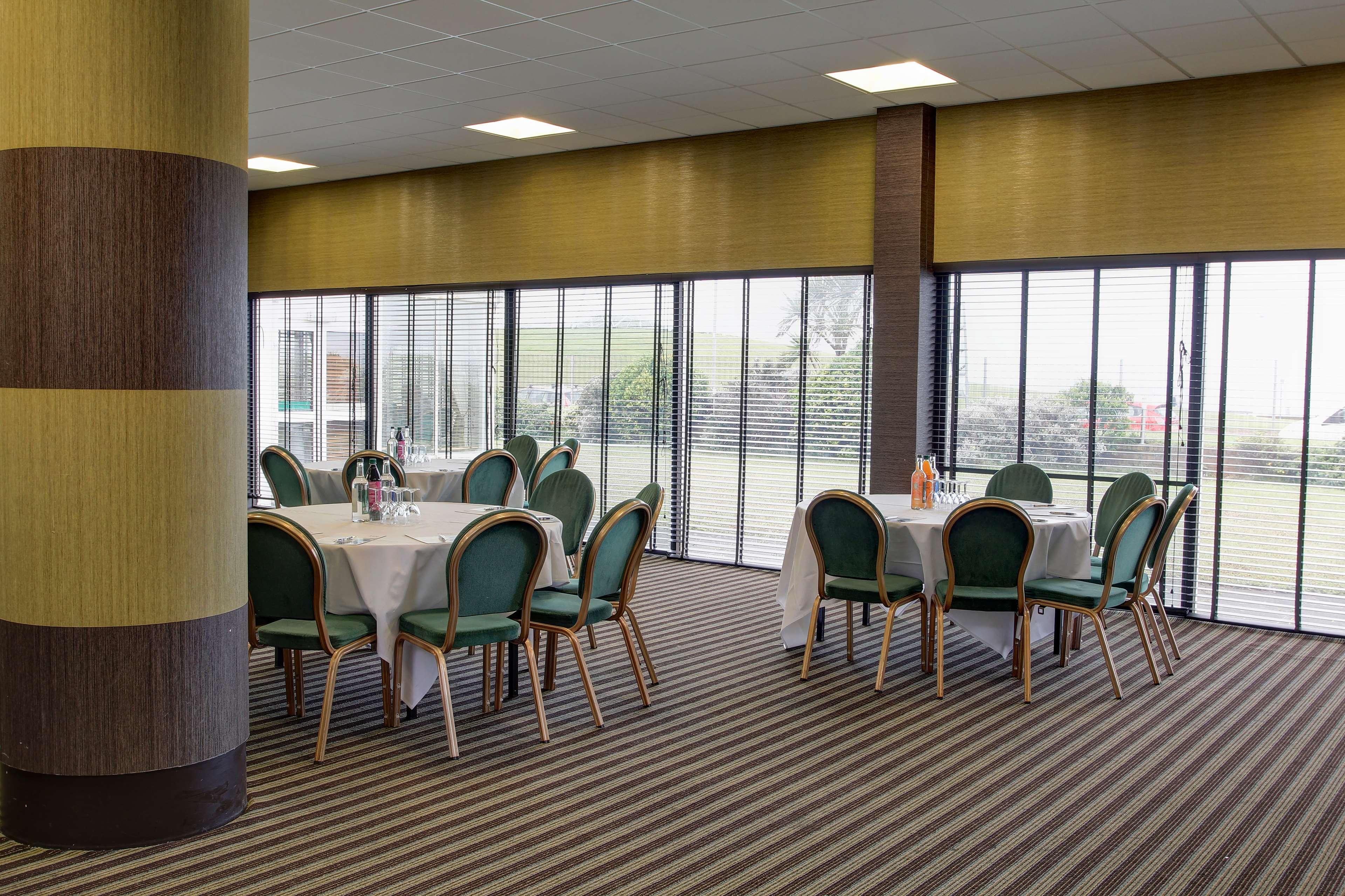 Best Western Aberavon Beach Hotel Port Talbot Exterior photo
