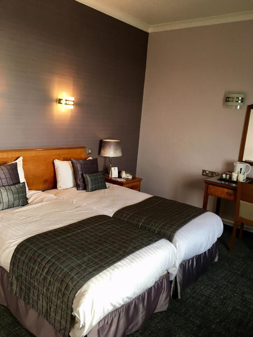 Best Western Aberavon Beach Hotel Port Talbot Exterior photo