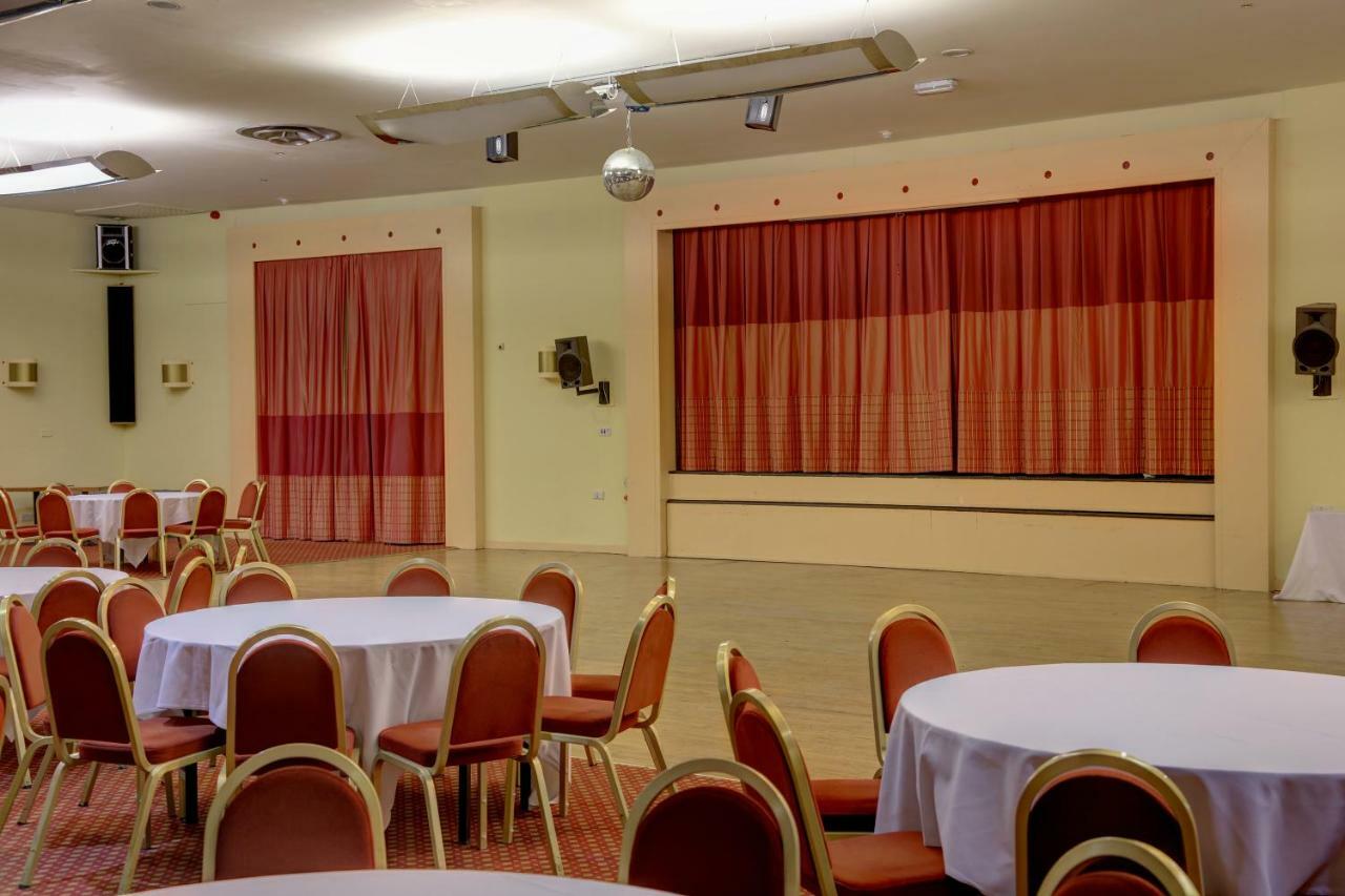 Best Western Aberavon Beach Hotel Port Talbot Exterior photo